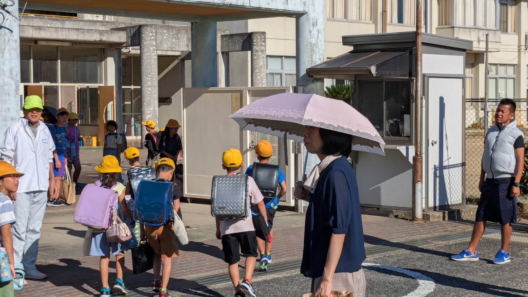 石仏小学校