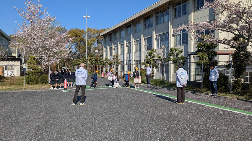 加賀田中学校